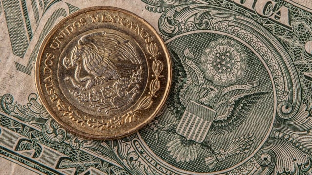 El peso cierra cerca de su mejor nivel en 6 años