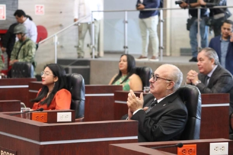 Narcomantas y &ldquo;papelitos&rdquo; de extorsi&oacute;n ya son delito