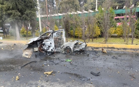 Explosi&oacute;n de taxi con pirotecnia deja tres heridos en la M&eacute;xico&ndash;Toluca