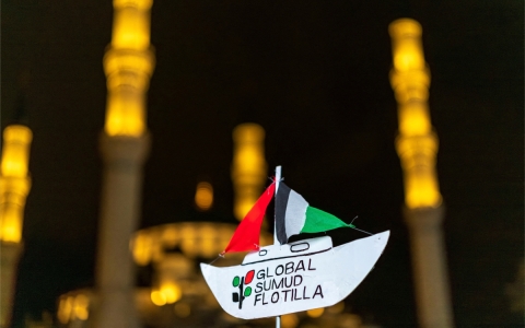 Más de 400 activistas de flotilla Sumud detenidos por Israel