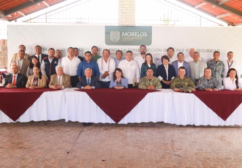 Avanza gobierno de Margarita González Saravia en cobertura de vacunación