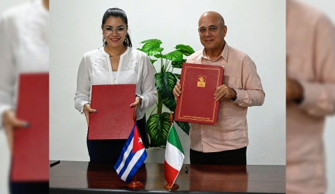 Morena firma convenio con el Partido Comunista de Cuba