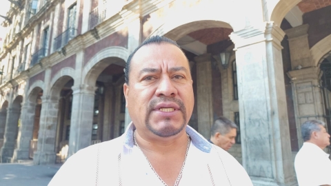 Insisten transportistas en aumento a tarifa m&iacute;nima; se re&uacute;nen con el jefe de la Oficina de la Gubernatura