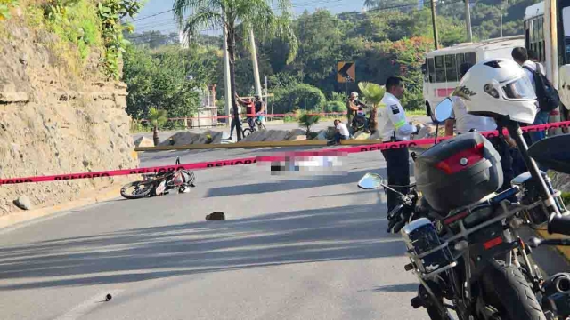El hecho ocurrió en una curva de la carretera.