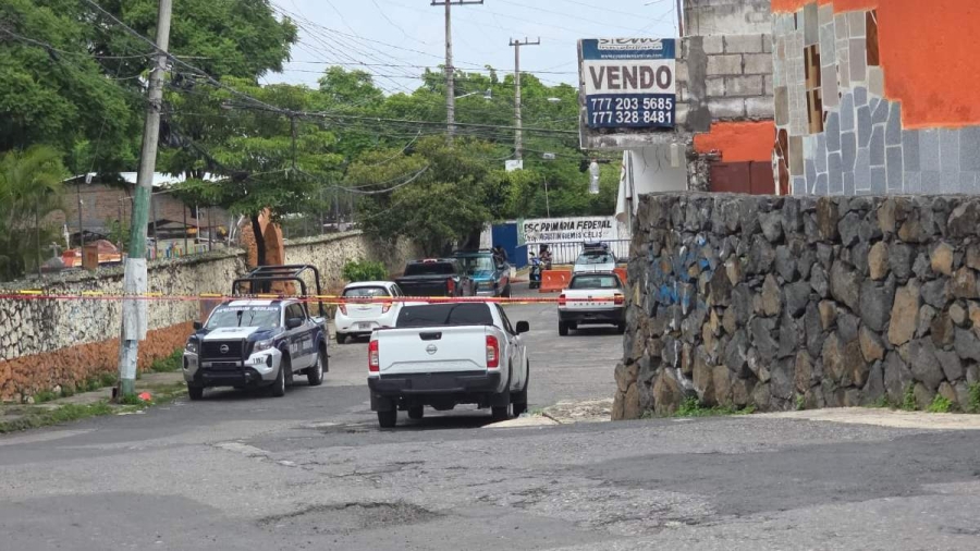 Elementos policiacos buscaron a los homicidas, pero no pudieron encontrarlos.