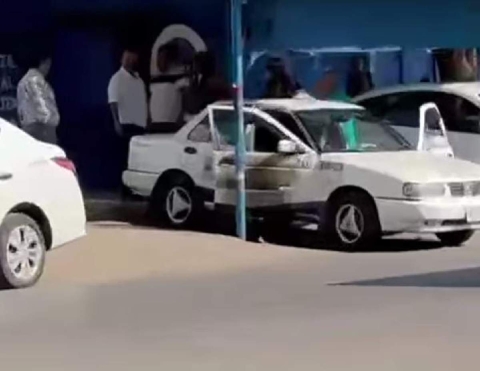  La agresi&oacute;n se registr&oacute; la tarde de ayer en una base de taxis de Alpuyeca; no se reportaron personas lesionadas.