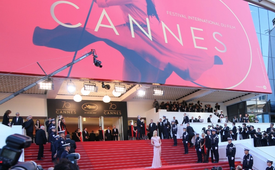 Entre huelgas y acusaciones de abuso, festival de Cannes alista su inauguración