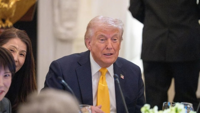 Trump llama &lsquo;cobardes&rsquo; a aliados de la OTAN por rechazar operaci&oacute;n en Ormuz