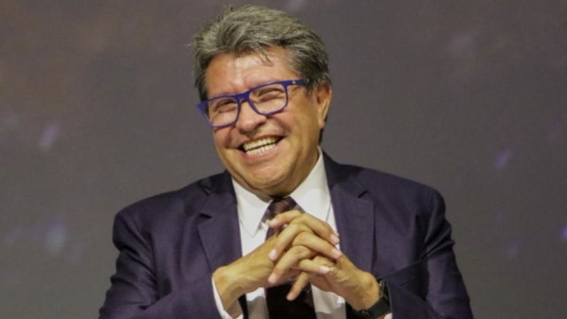 Ricardo Monreal no saldrá de Morena, aunque denuncia que lo quieran expulsar