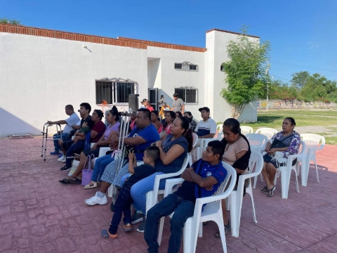 Entregan en Coatetelco credenciales nacionales a personas con discapacidad