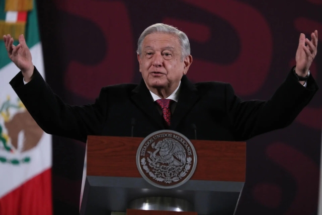 AMLO señala que el fracaso de DeSantis fue por su campaña antiinmigrante