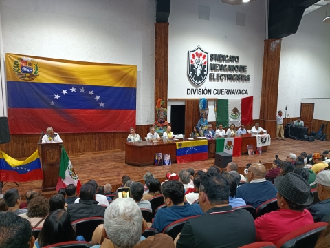 Durante visita a Morelos y participaci&oacute;n en foro rechaza embajadora Stella Lugo intervenci&oacute;n de EEUU en Venezuela