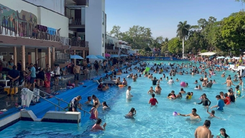 Los balnearios lucieron llenos durante el pasado fin de semana largo.