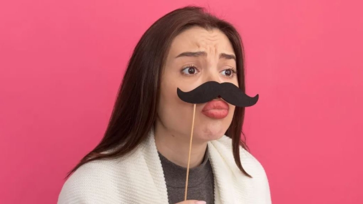 Cómo quitarte el bigote sin cera usando métodos caseros y naturales