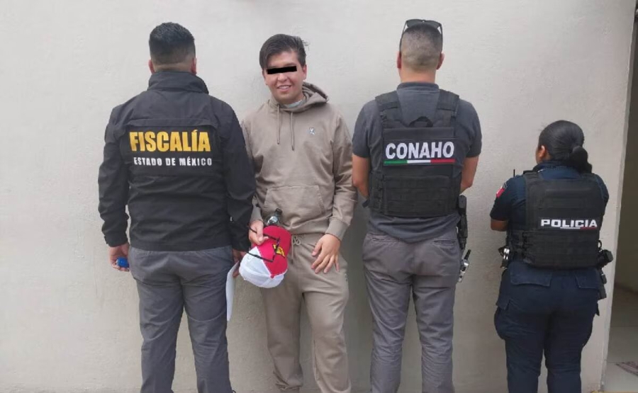 'Fofo' Márquez pasa la noche en penal de Tlalnepantla; hoy tiene primera audiencia