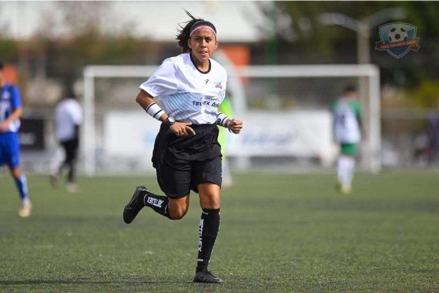 De 68 árbitros de la república mexicana, la silbante morelense Wendy Gallardo participó en 11 partidos y en la final fue parte de la cuarteta arbitral, en el duelo de la rama varonil de la Copa Telmex, en San Luis Potosí.