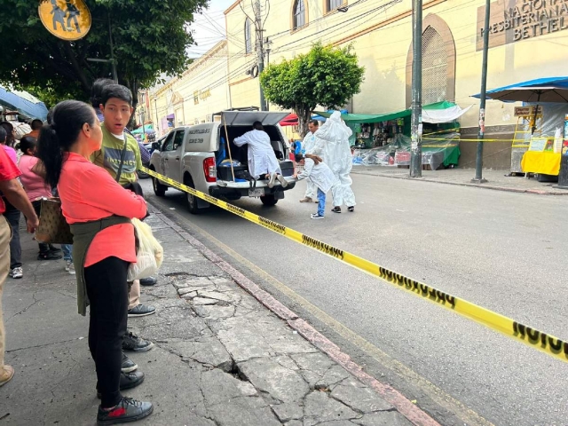  La circulación en un tramo de la avenida Morelos estuvo cerrada mientras efectuaban las investigaciones.