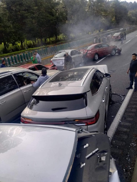 Uso de celular, primera causa de percances