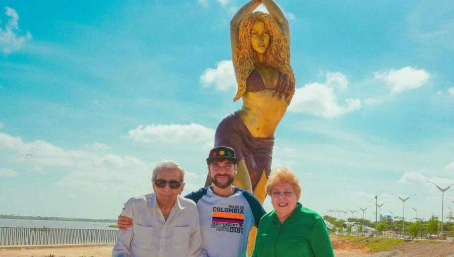 Esto costó la estatua de Shakira