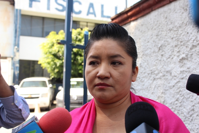 Macrina Vallejo congeló convocatorias