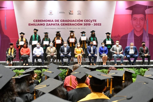 Forma CECyTE a técnicos profesionales competitivos que contribuyen al desarrollo y bienestar de Morelos: Cuauhtémoc Blanco