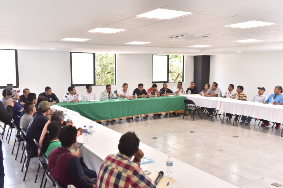 Presentan el programa 'Mototaxi seguro' en Emiliano Zapata