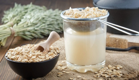 Agua de avena: la bebida natural que ayuda a bajar de peso y controlar el colesterol