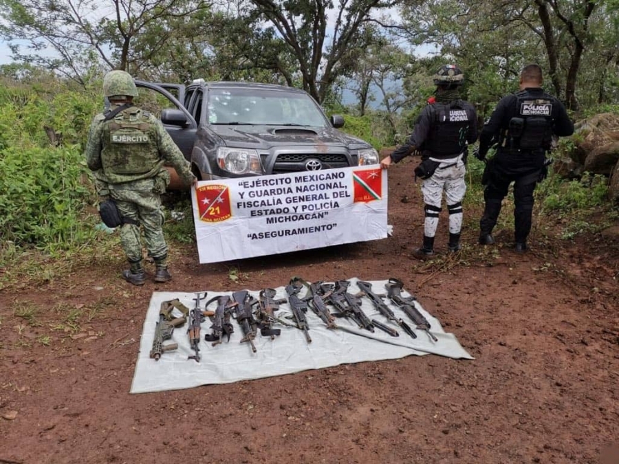 CJNG ataca a policías en Tangamandapio, Michoacán.