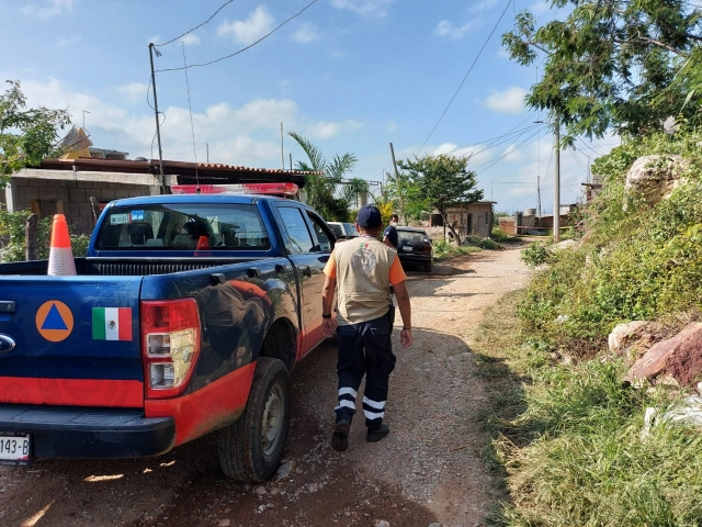 Mantiene Gobierno de Morelos atención a familias afectadas de la colonia Vista Hermosa de Jiutepec