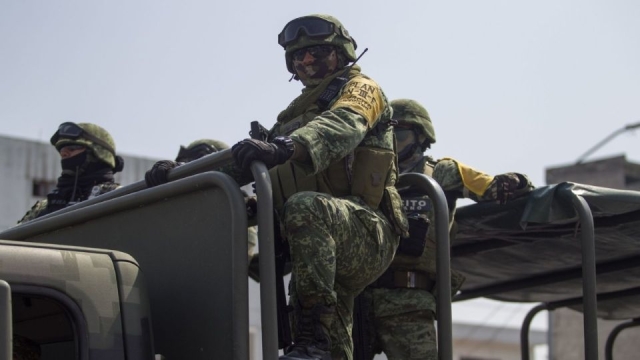 Secuestran a dos mujeres militares en Puerto Vallarta