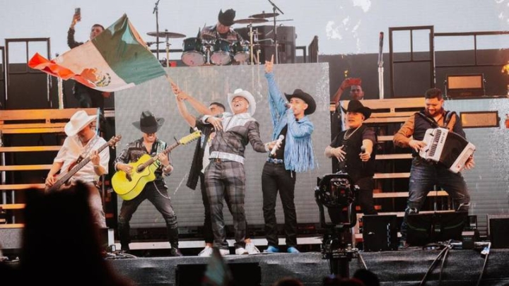 Eduin Caz dice estar ‘triste y desilusionado’ tras concierto de Grupo Firme en el Zócalo de la CDMX