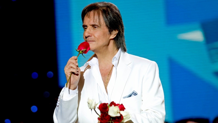 Roberto Carlos sufre accidente mientras grababa especial navide&ntilde;o en Brasil