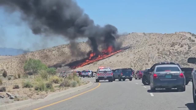 Avión de combate se estrella en Albuquerque, Estados Unidos