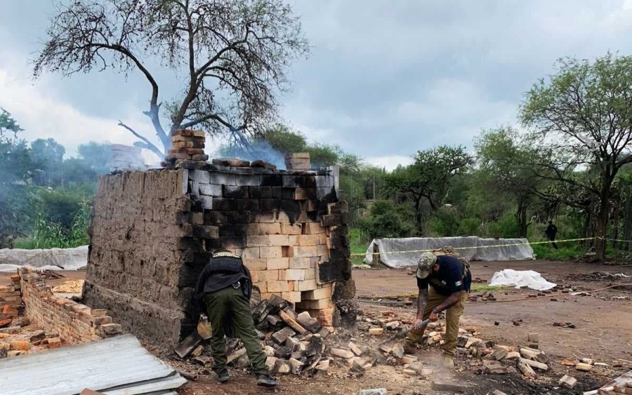 Hallan 7 cadáveres durante búsqueda de jóvenes desaparecidos de Lagos de Moreno