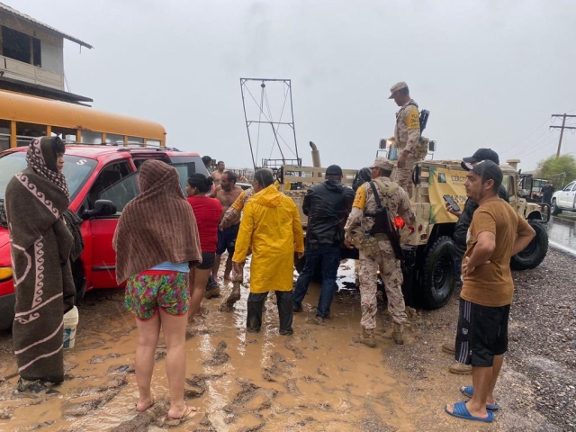 Hilary se degrada a tormenta y causa daños en Baja California Sur