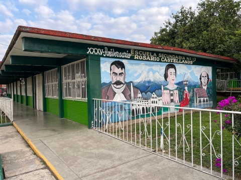 Llama IEBEM a denunciar el cobro indebido de cuotas escolares