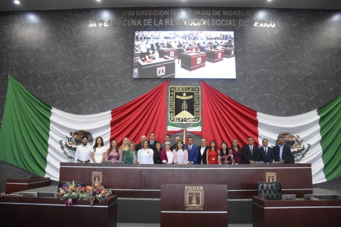 Presenta gobernadora Margarita Gonz&aacute;lez Saravia informe de actividades del primer a&ntilde;o de su gesti&oacute;n ante Congreso local