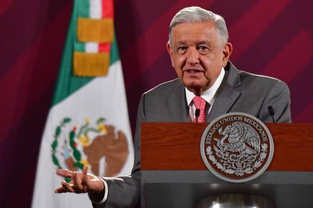 AMLO anuncia conferencias de la SEP para explicar contenidos de libros