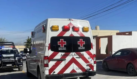 Localizan a una mujer herida dentro de una casa