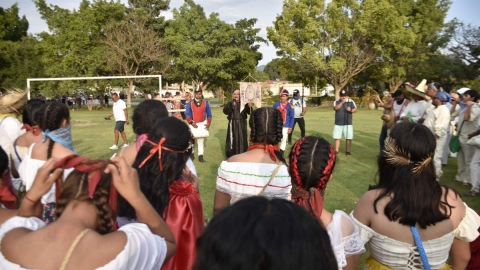 El “cura Miguel Hidalgo” dio inicio a la revuelta con una arenga que motivó a los indios a rescatar a “la patria”. 