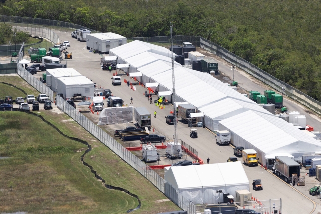 Florida apelará fallo que ordena cerrar centro migratorio &#039;Alligator Alcatraz&#039;
