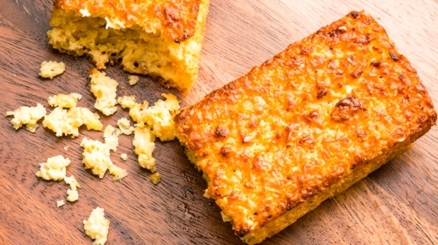 De la licuadora al horno: Prepara exquisito panqué de elote