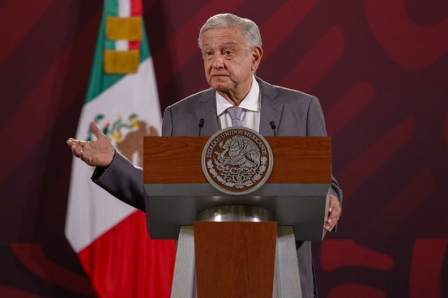 Es un acto de corrupción que ministros de la SCJN tengan altos sueldos y prestaciones: AMLO