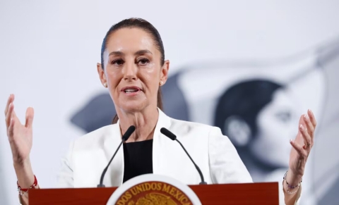 Sheinbaum niega censura en propuesta para bloquear plataformas digitales