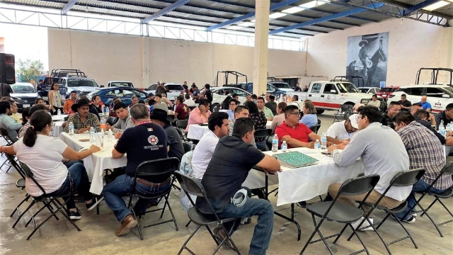 En la reunión participaron enlaces estatales y municipales de las ocho secciones del Programa.