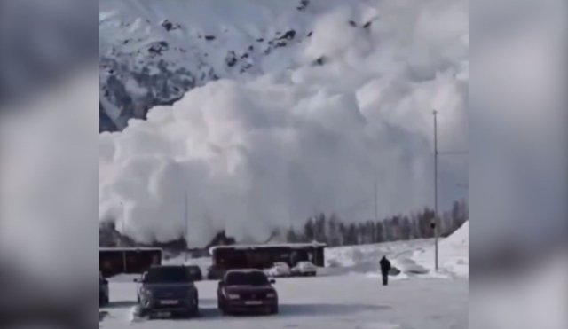 X:  Ge&oacute;l. Sergio Almaz&aacute;n