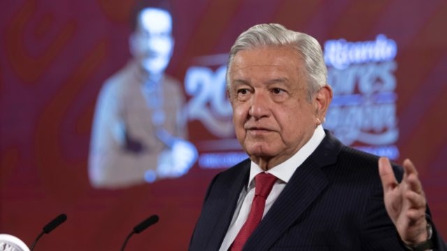 ¿Adiós constancia de situación fiscal? AMLO pide eliminar trámite si complica a contribuyentes