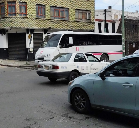 La poblaci&oacute;n debe recibir un transporte digno: empresarios 