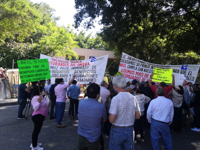 Trabajadores del INEEL protestan por despidos