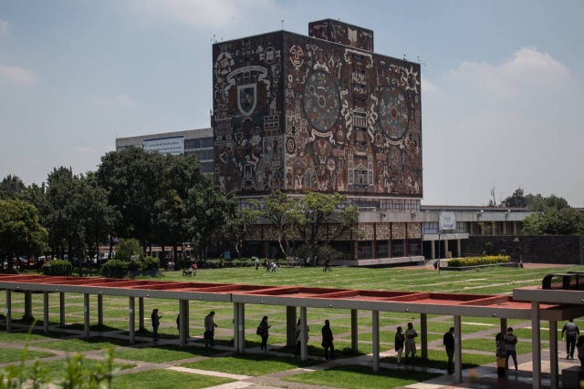 UNAM continuará con clases en sistema híbrido.